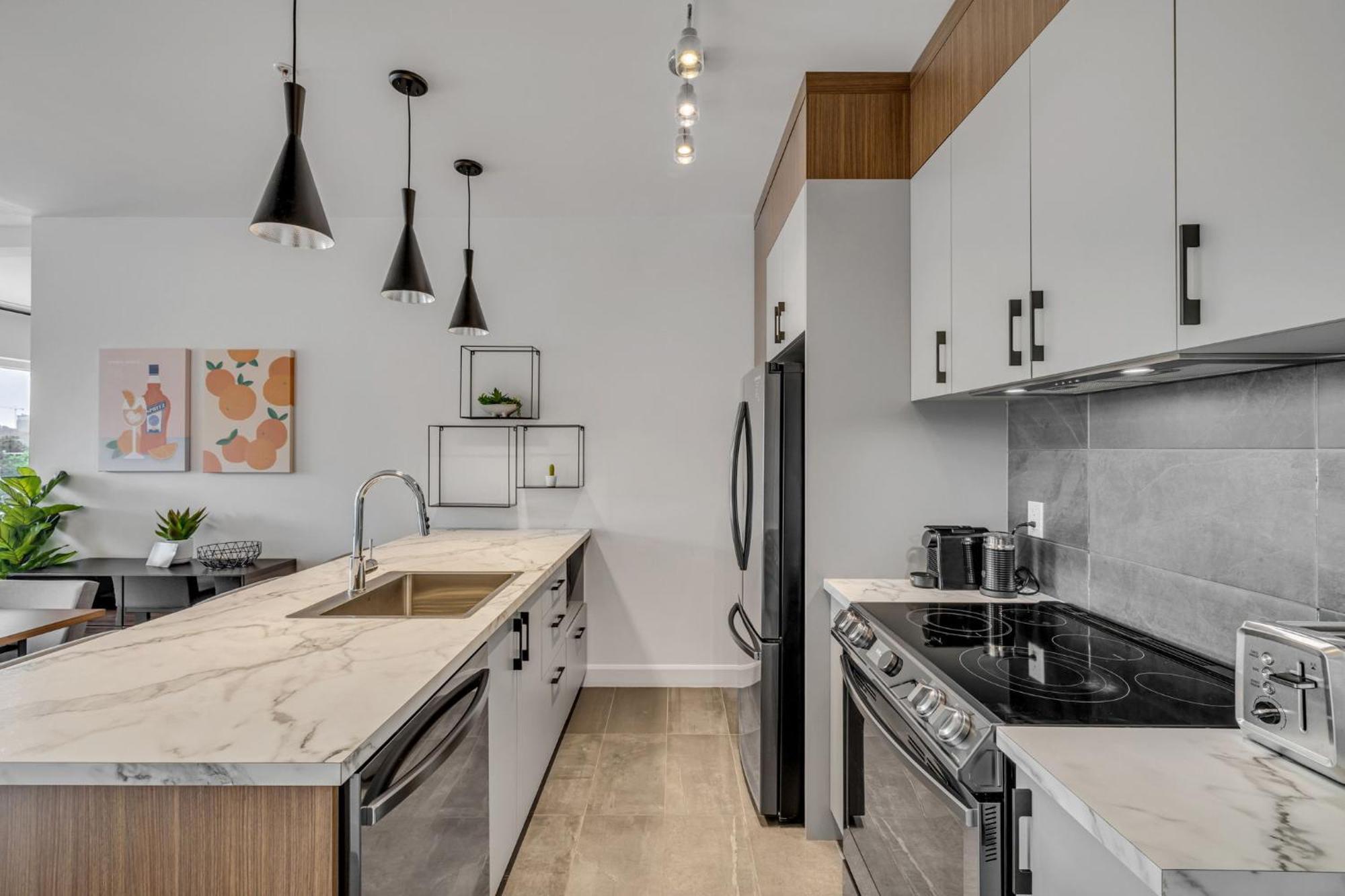 Initial / Spritz / Downtown Qc +Stat Apartment Quebec City Exterior photo